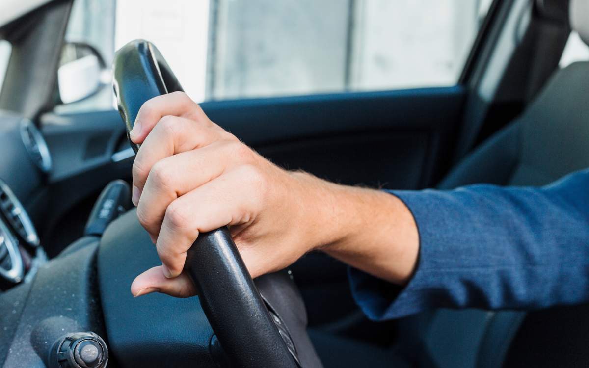 Образцовых водителей наградили в Казахстане