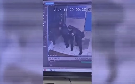 Мужчина пытался причинить себе вред возле вокзала «Алматы-1»