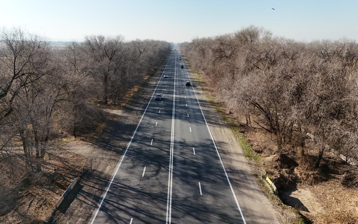 Более 240 км дорог республиканского значения обновили в Алматинской области