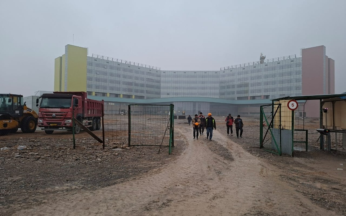 Долгострой в Туркестане: когда планируется запуск многопрофильной больницы