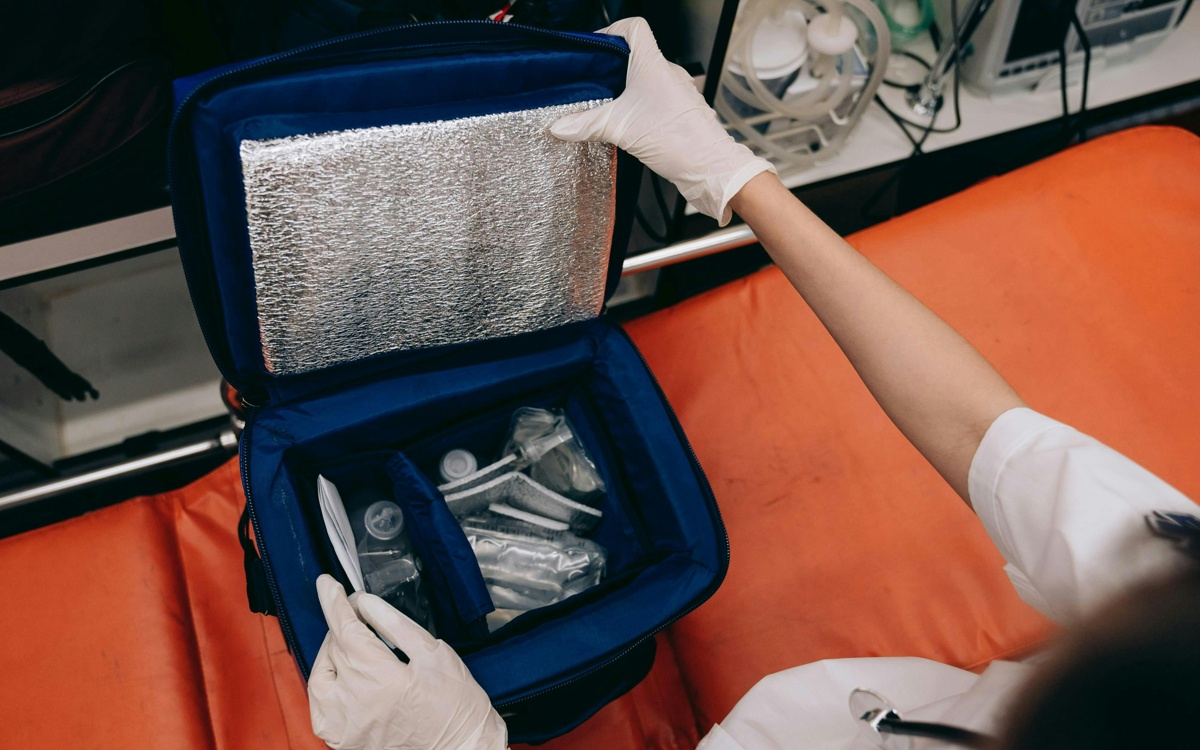 Незаконно лечили наркозависимых в Караганде