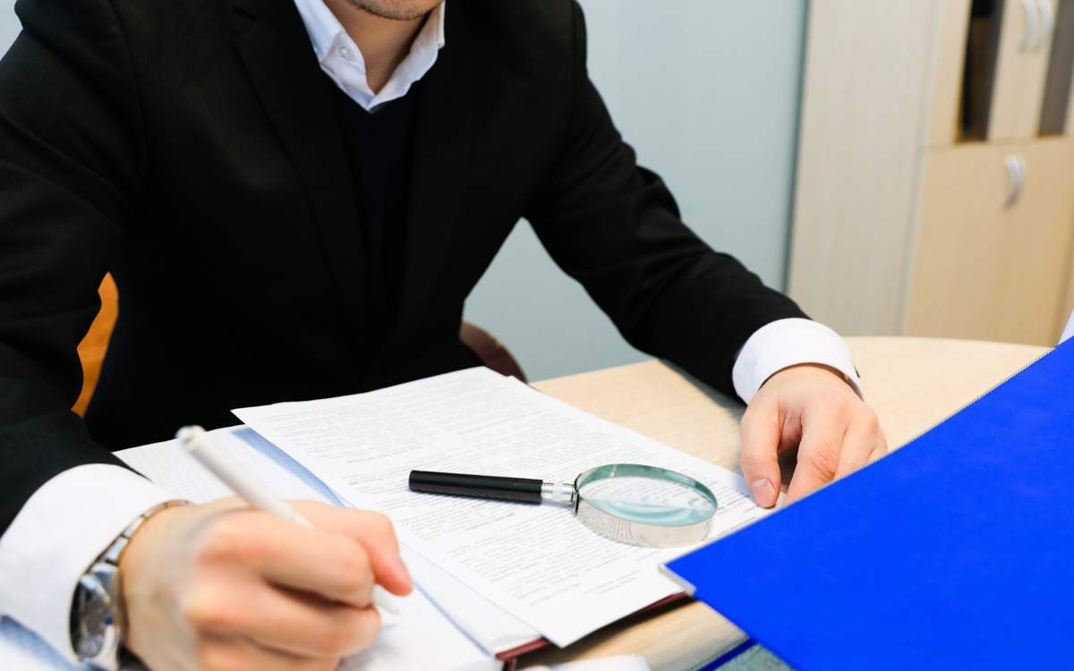 48 экспертов технадзора наказали в «КазАвтоЖол»