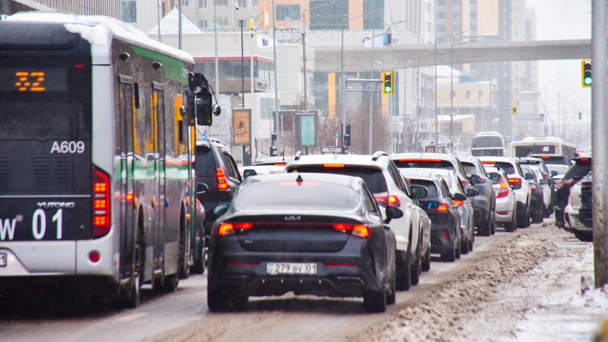 В Астане зафиксированы 10-балльные пробки