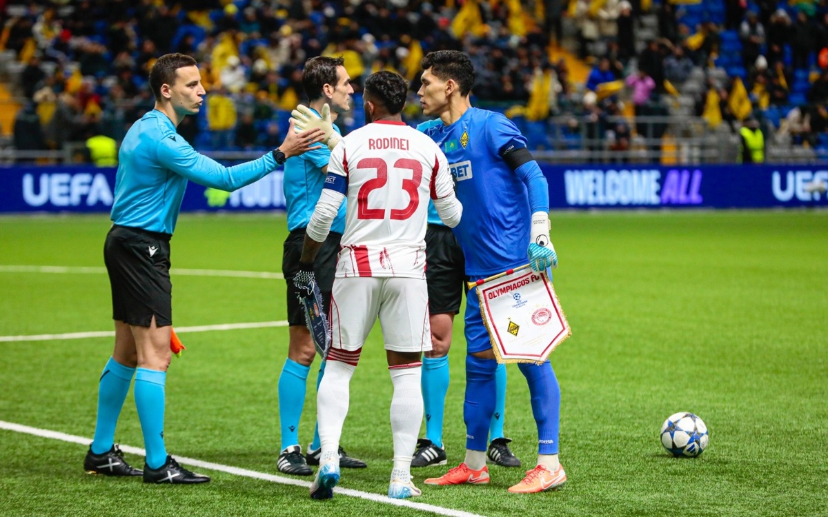 Сколько сейвов сделал Анарбеков в игре против «Олимпиакоса»