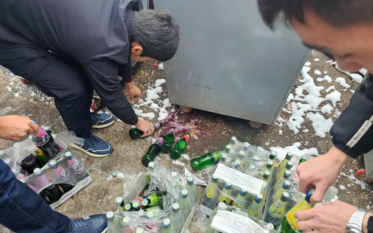 Контрафакт под пресс: поддельным лимонадом торговали в Шымкенте