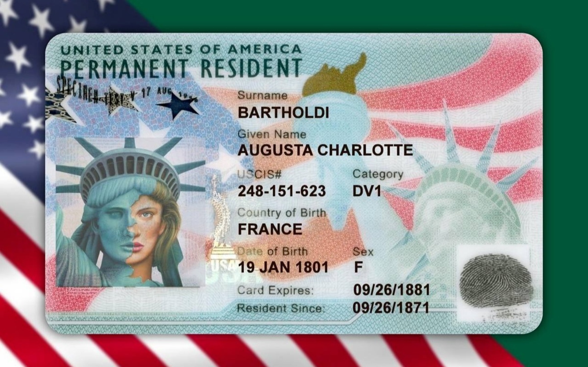 Трамп расширил список стран, гражданам которых запрещается въезд в США