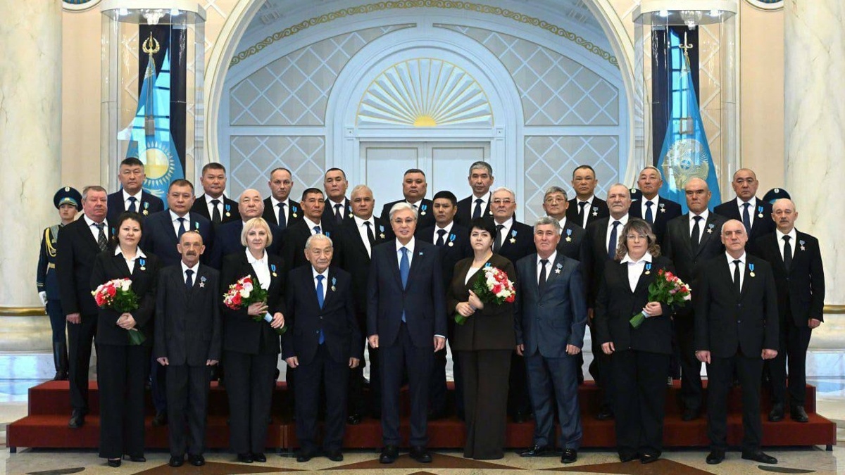 Инженеры-энергетики из Мангистауской области получили госнаграды от Президента Казахстана