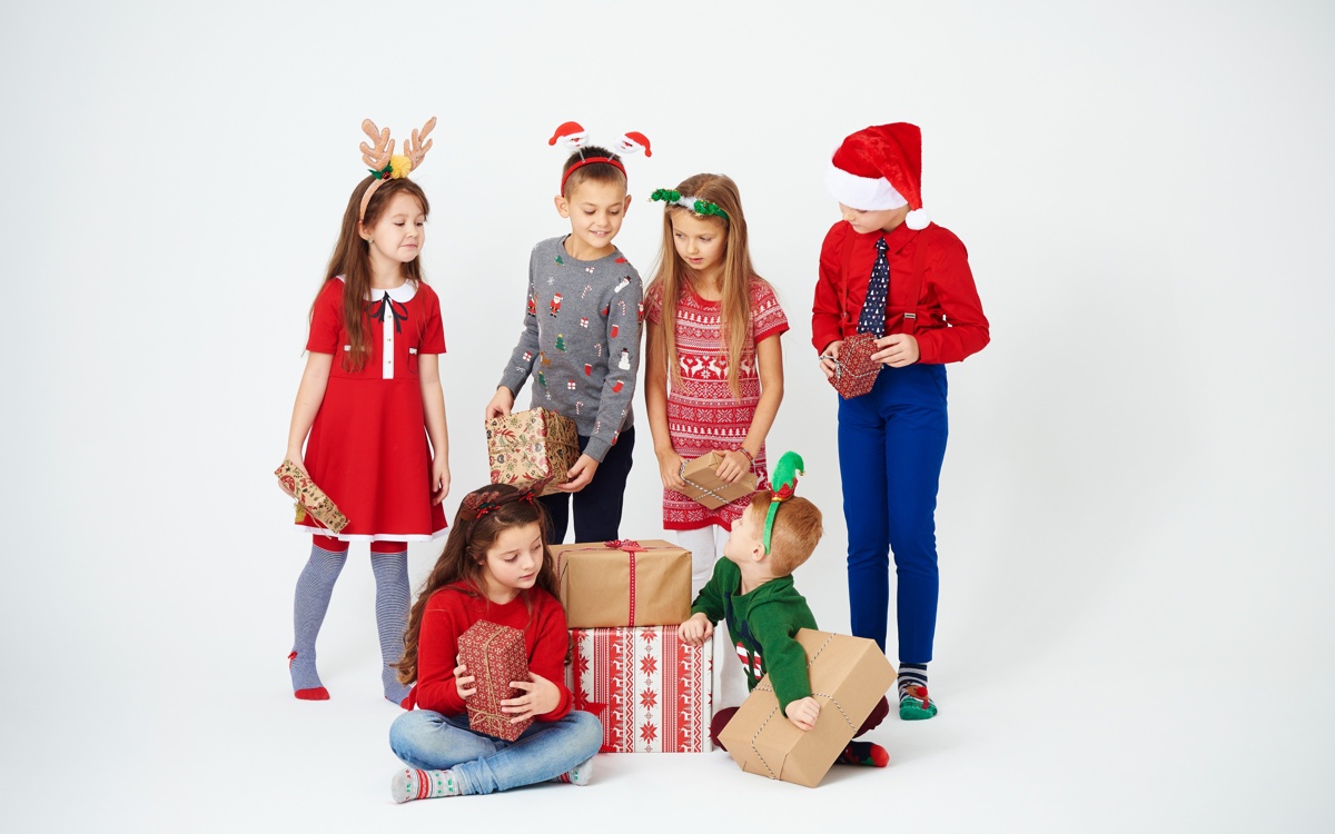 Как выбрать безопасный карнавальный костюм для ребенка — рекомендации КСЭК