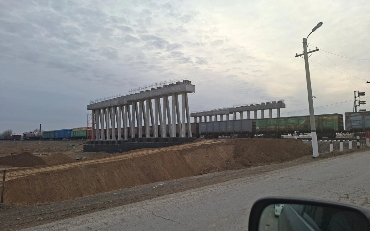 Когда будет завершена четырехполосная дорога, соединяющая мавзолеи Арыстанбаб и Яссауи