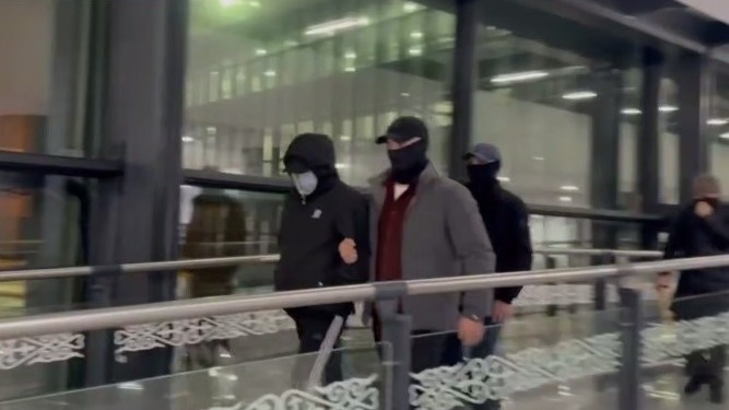 Подозреваемый-в-хищении-55-млн-тенге-из-банка-экстрадирован-из-Швеции