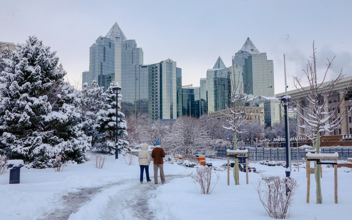 Жители Алматы ощутили землетрясение