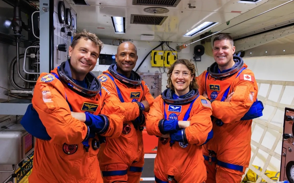 Полет вокруг Луны: когда астронавты NASA отправятся в миссию