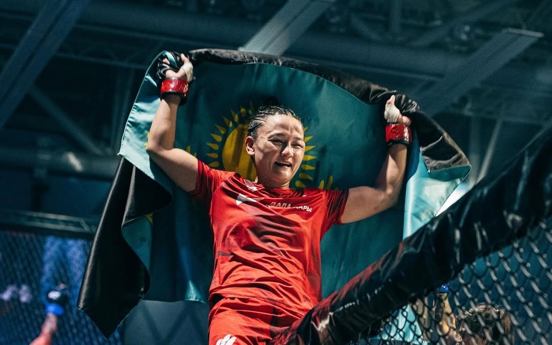 Призерка Азиады из Казахстана поборется за титул чемпионки ММА