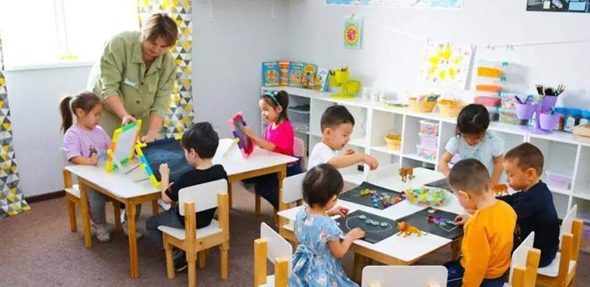 Очереди среди дошколят: в Усть-Каменогорске 1 715 детей не могут попасть в детсады