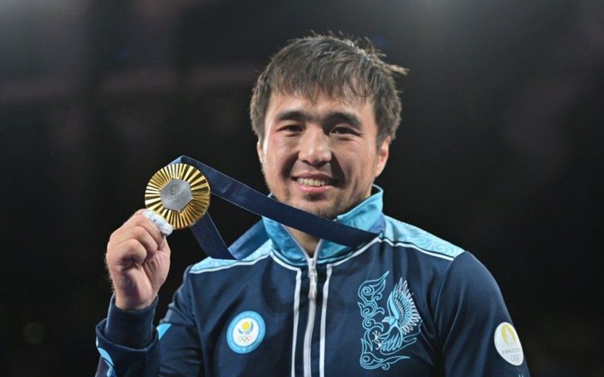 Елдос Сметов показал тренировки после длительного перерыва