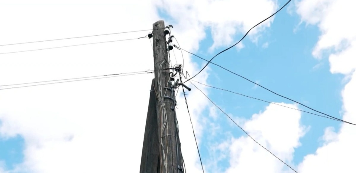 В Актюбинской области изношены 70 тысяч опор линий электропередач