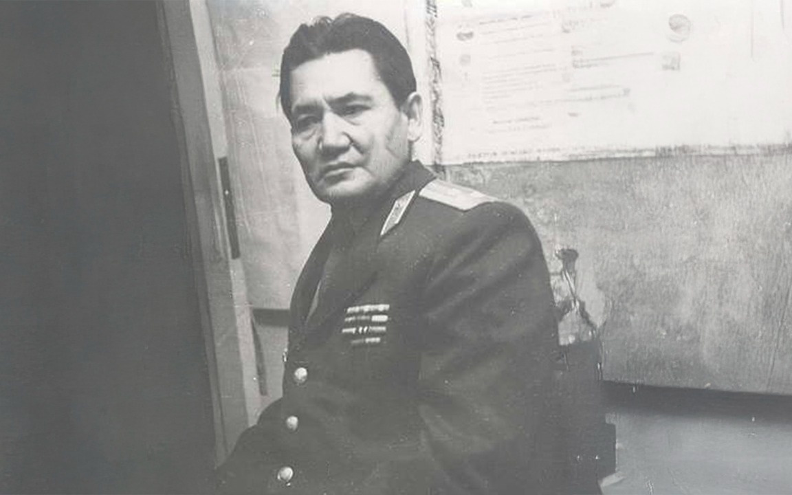 Присвоить новой военной школе-интернату имя Бауыржана Момышулы предложил Токаев