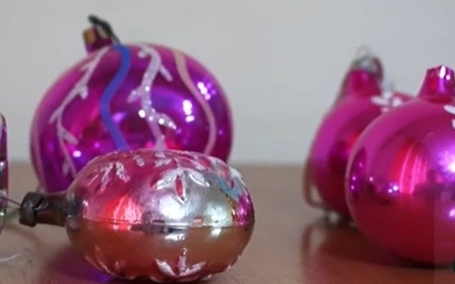 Свыше 500 елочных игрушек прошлого века хранится в музее Павлодара