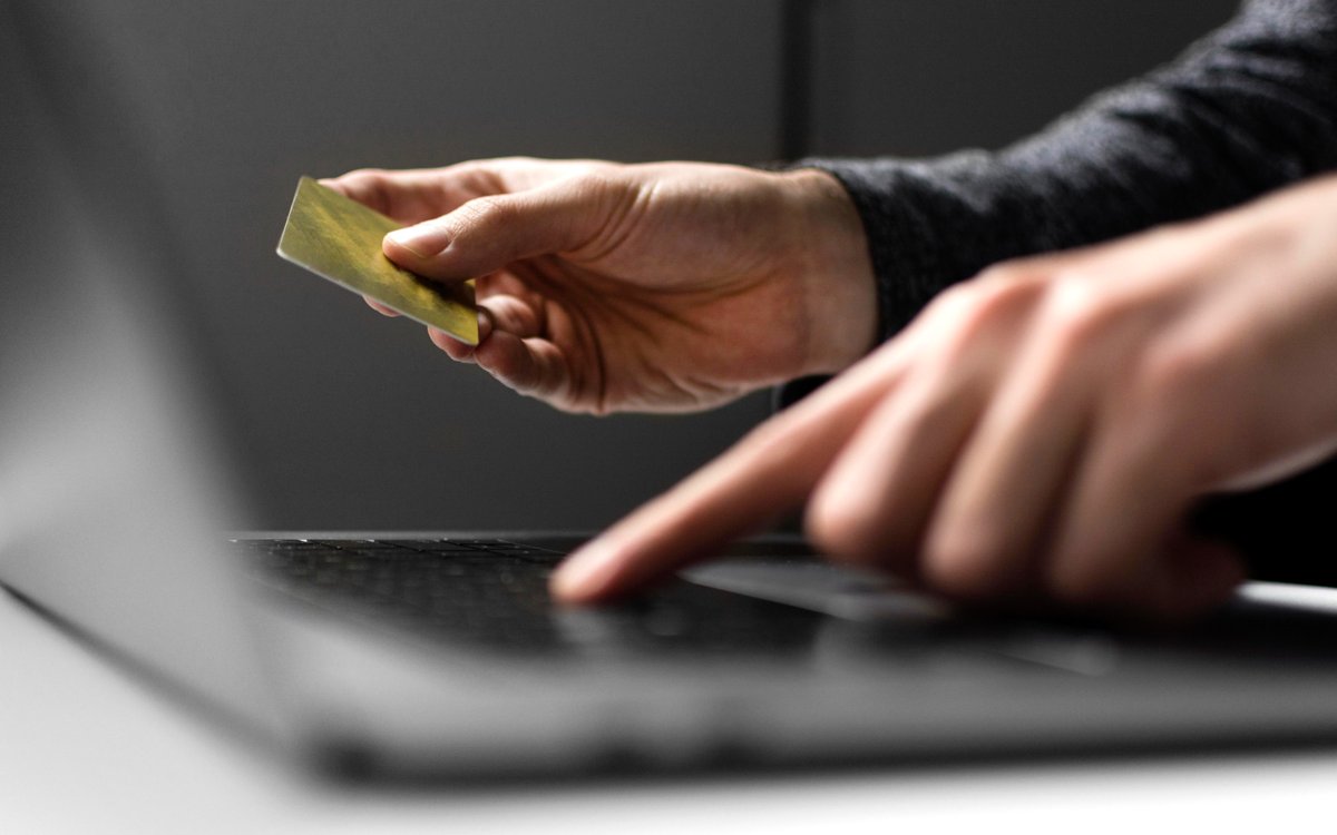 Обещала помощь в получении соцвыплат: акмолинка оформила кредиты на пенсионеров