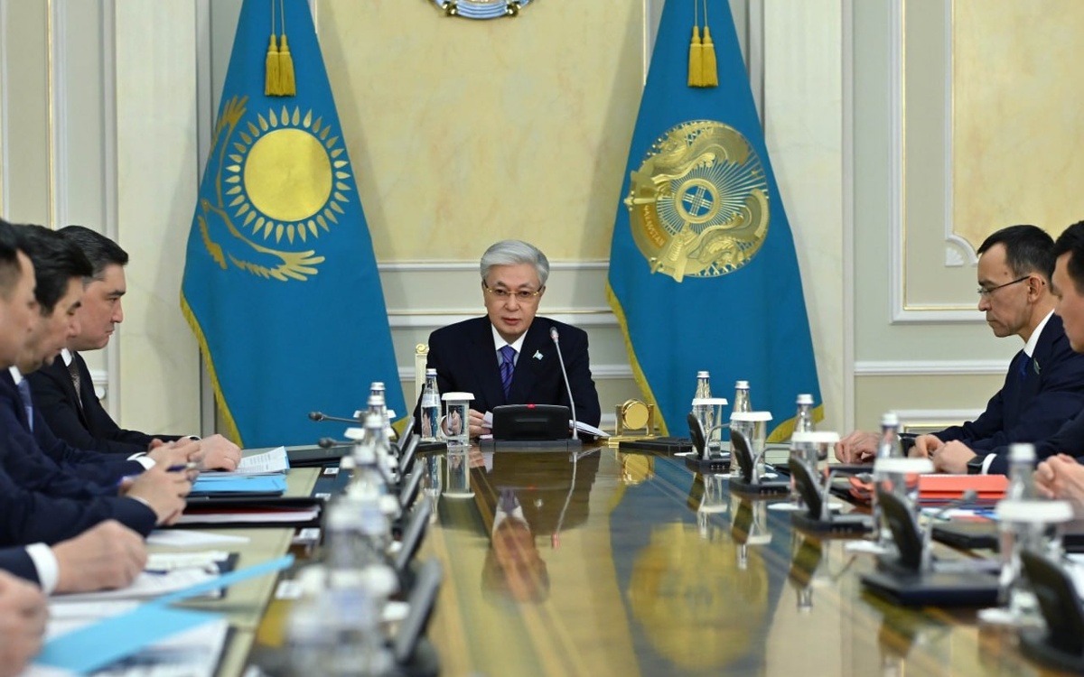 Президент Казахстана провел заседание Совета Безопасности