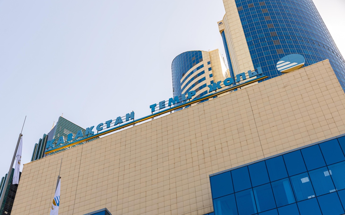 22 000 км под контролем ИИ: как технологии меняют железную дорогу в Казахстане