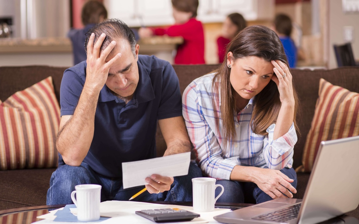 Почти половина американцев испытывает финансовые трудности — опрос