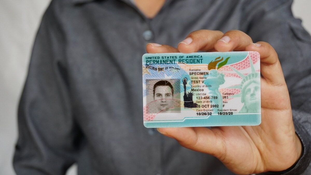 Суд в США отменил решение Трампа по мигрантам