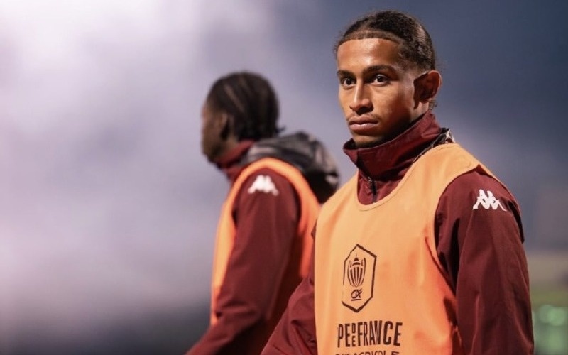 Перспективный французский футболист пострадал в пожаре на курорте в Швейцарии