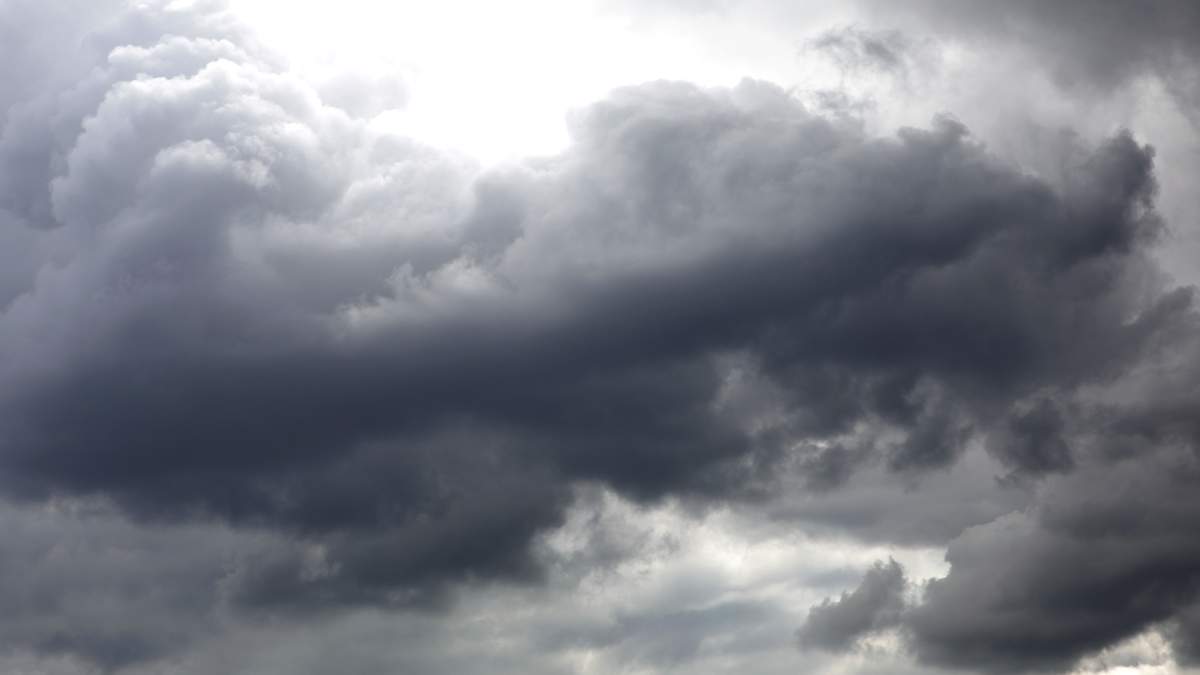 Повышенное загрязнение воздуха ожидается в двух городах Казахстана