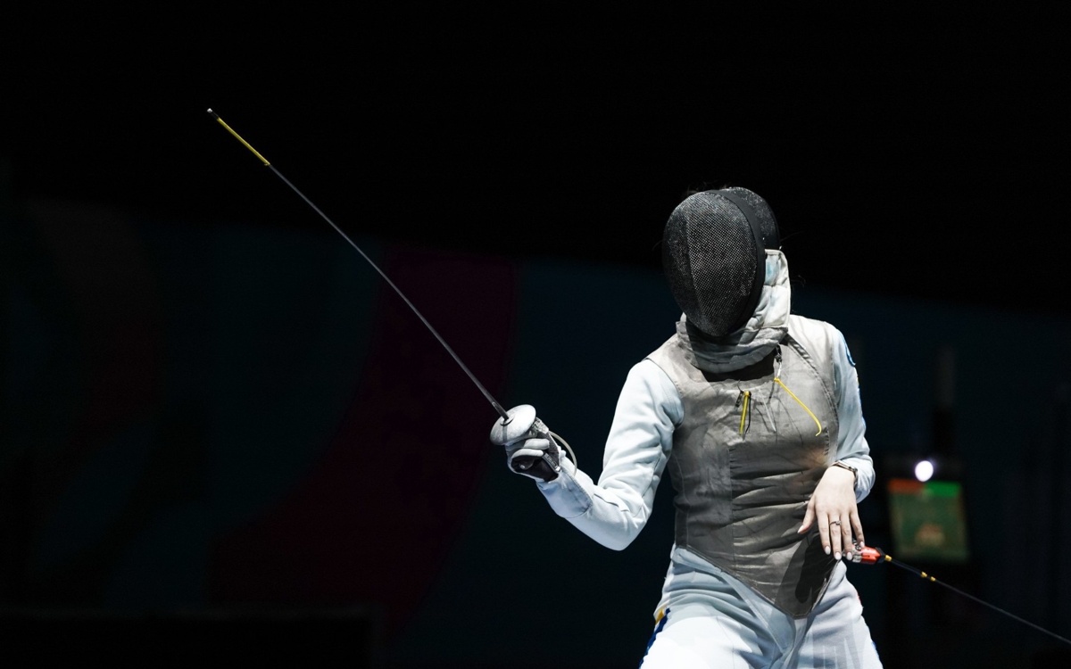 Казахстан взял две медали на юниорском этапе Кубка мира по фехтованию в ОАЭ