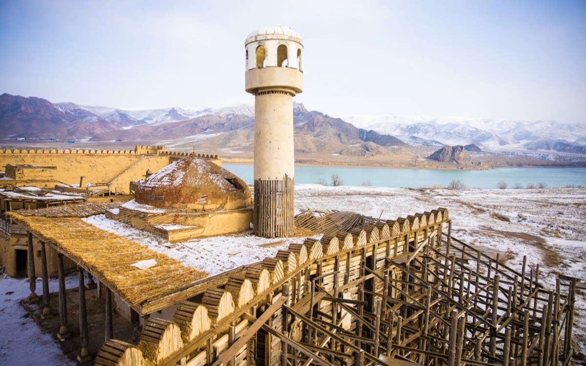 Новую дорогу к «Городу кочевников» завершили в Алматинской области