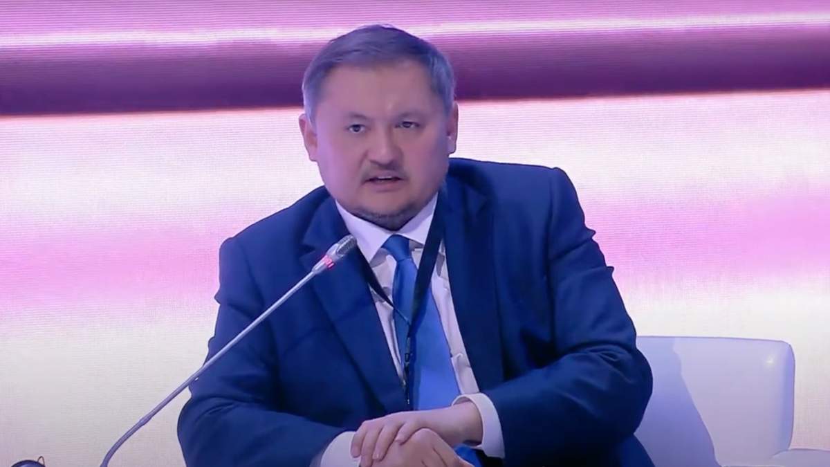 Углубленные-курсы-по-ИИ-пройдут-100-тысяч-студентов-в-Казахстане