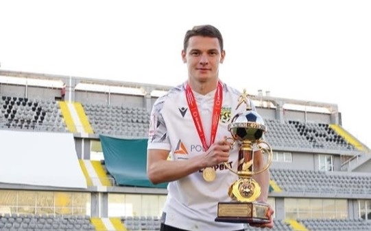 Казахстанский футболист получил рабочую визу в Великобританию