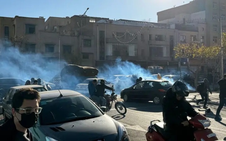 Протесты распространились на 111 городов и поселков во всех провинциях Ирана