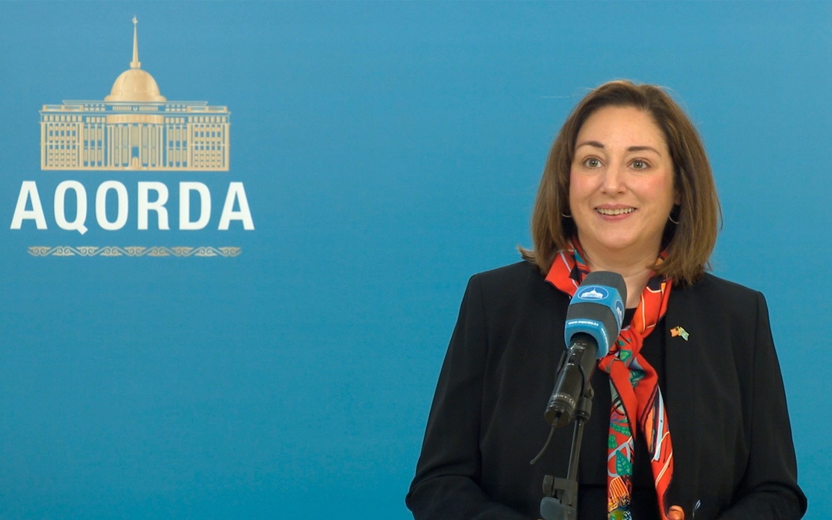 Отношения Казахстана и США находятся на самом высоком уровне в истории — посол Джули Стаффт