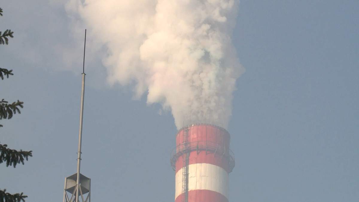 Повышенное загрязнение воздуха обещают синоптики в шести городах Казахстана