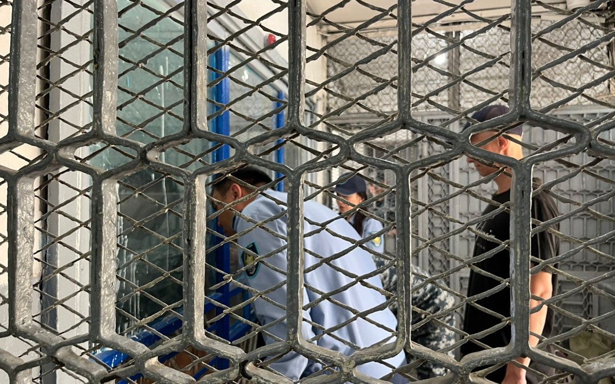 Более двух тысяч осужденных вышли на свободу по амнистии в Казахстане