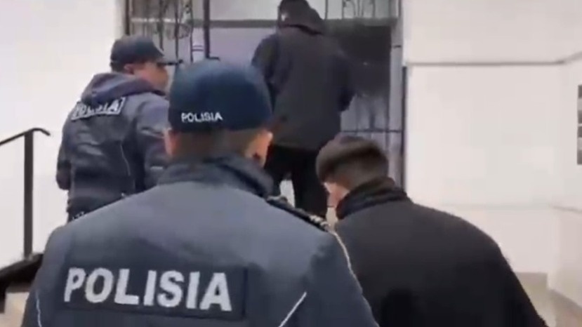 Охранников рынка в Шымкенте наказали за инцидент с иностранным студентом