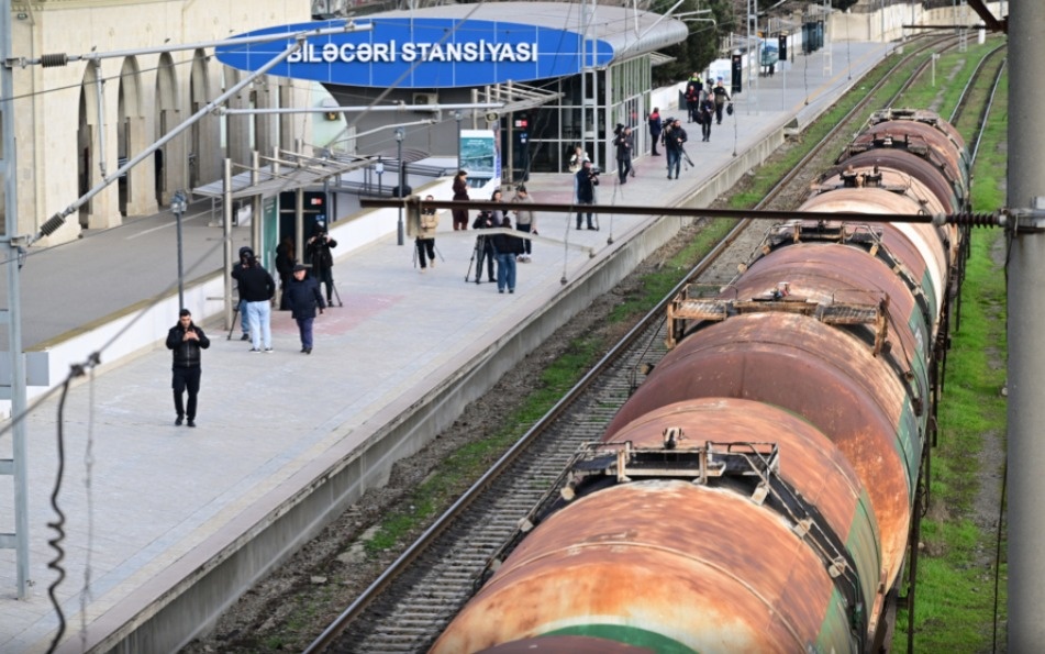 Азербайджан отправил в Армению очередную партию нефтепродуктов