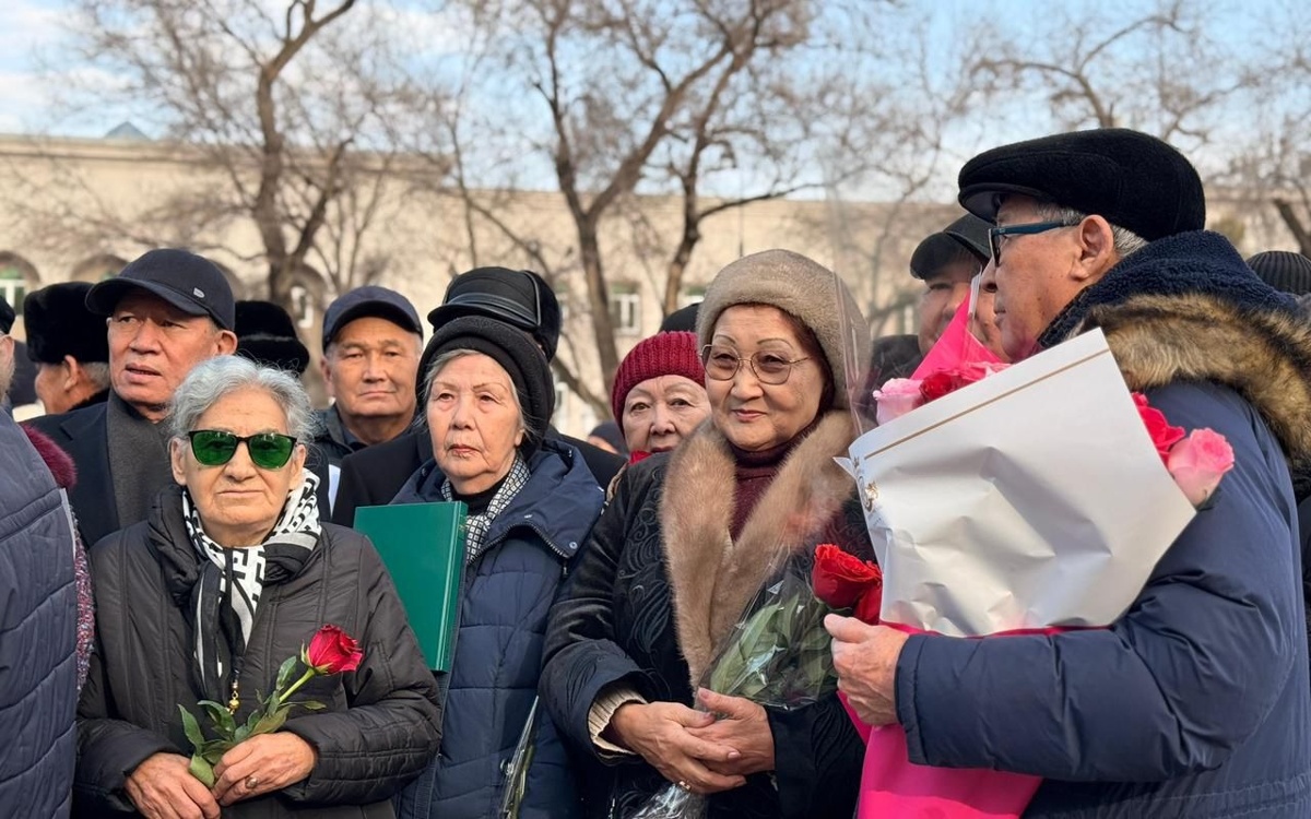 Память Динмухамеда Кунаева почтили в Алматы