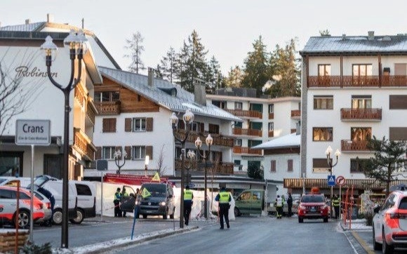 Пожар в баре в Швейцарии: начато уголовное расследование в отношении владельцев