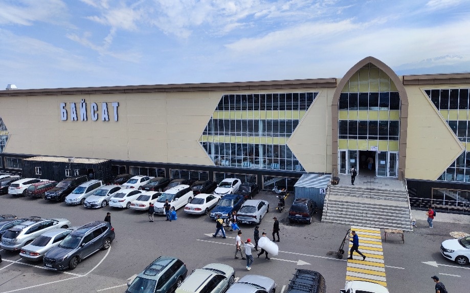 Рынок «Байсат» в Алматы выставили на торги в третий раз