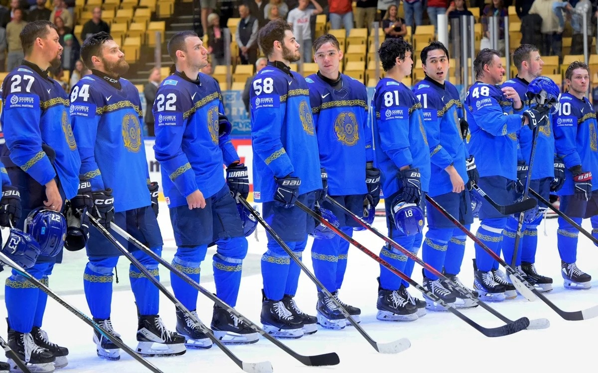 Три казахстанца стали кандидатами на попадание в клубы НХЛ