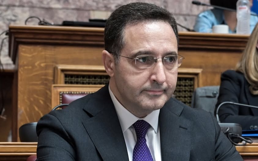 Глава гражданской авиации Греции подал в отставку после сбоя в аэропорту Афин