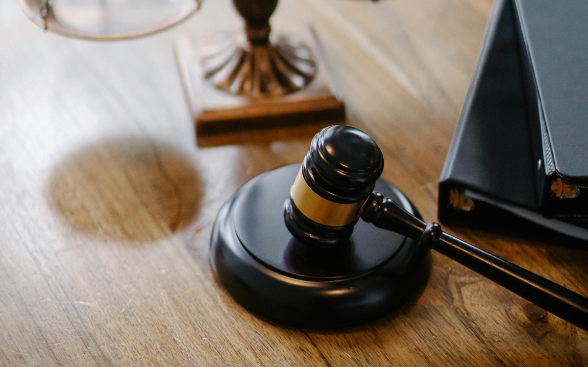 Бывшие сотрудники FlyArystan осуждены за хищение и отмывание денег