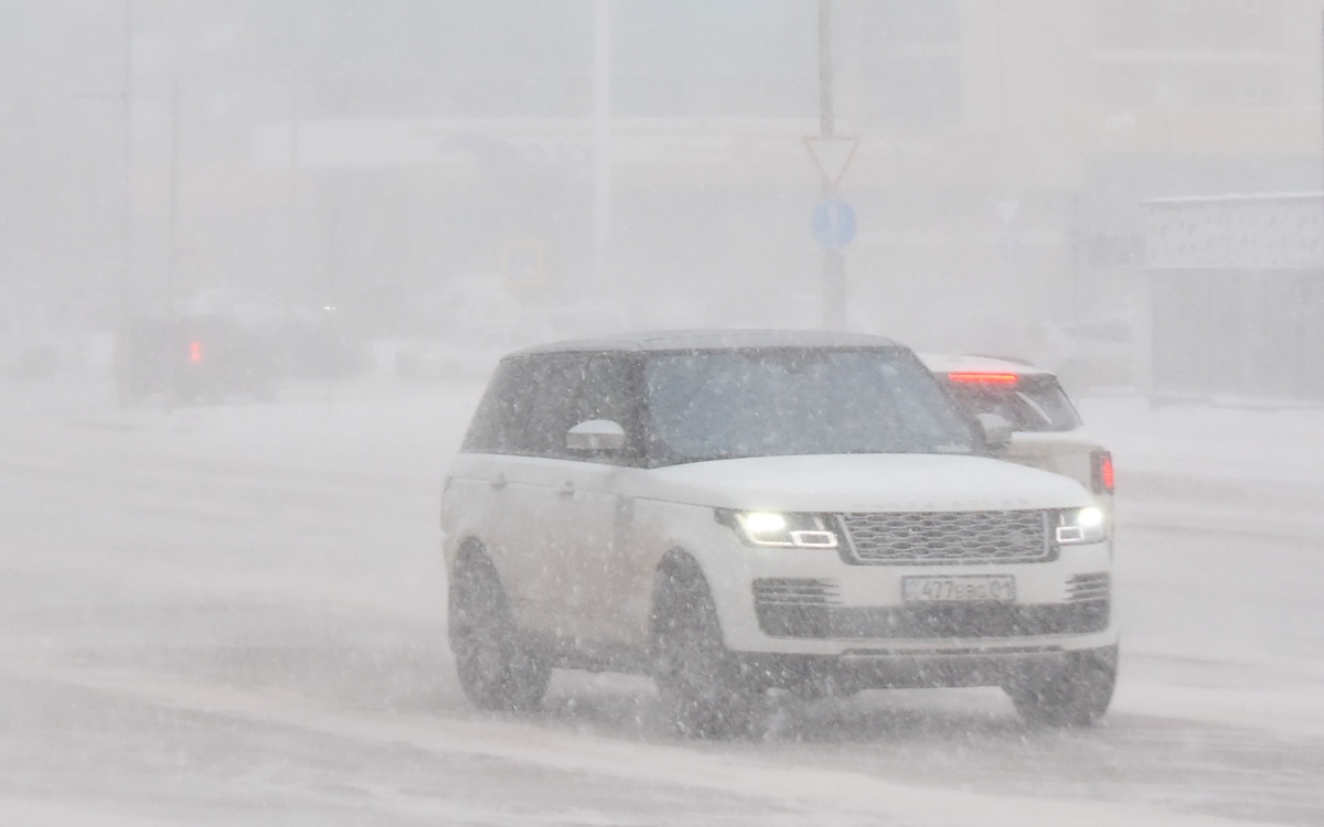 Штормовая погода прогнозируется в 12 регионах Казахстана