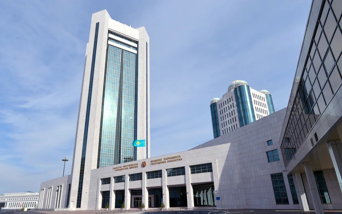 Какие важные законы предстоит принять Парламенту Казахстана в этом году