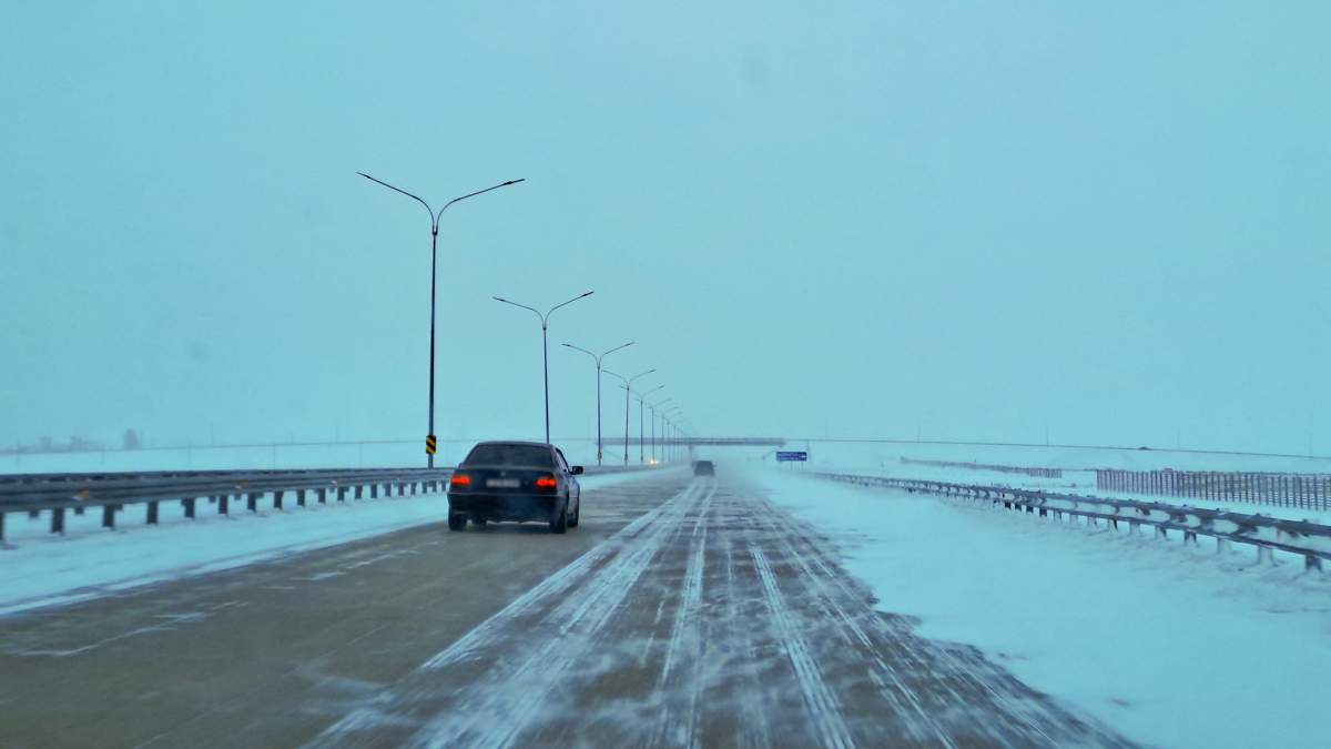 Трассу закрыли в Мангистауской области из-за непогоды