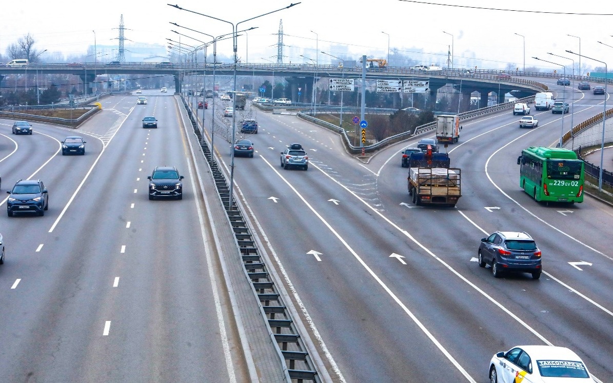 Почему затягивается пробивка улицы Саина в Алматы