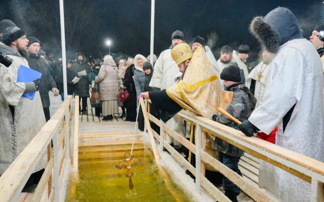 Как в Астане проходят крещенские купания